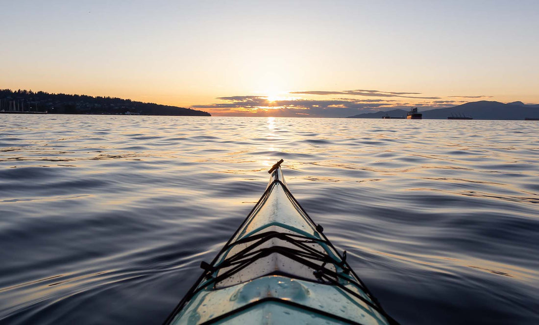 Kayaking Elliott Bay at Sunset: A Paddler's Guide to Seattle's Best Golden Hour Route