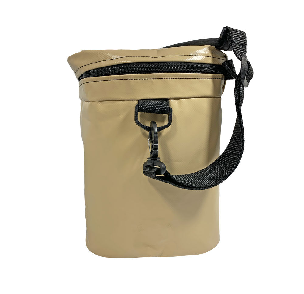 https://www.seattlesportsco.com/cdn/shop/products/022191-web-23qt-frostpak-arctic-dw-side-view.jpg?v=1700564648&width=1000